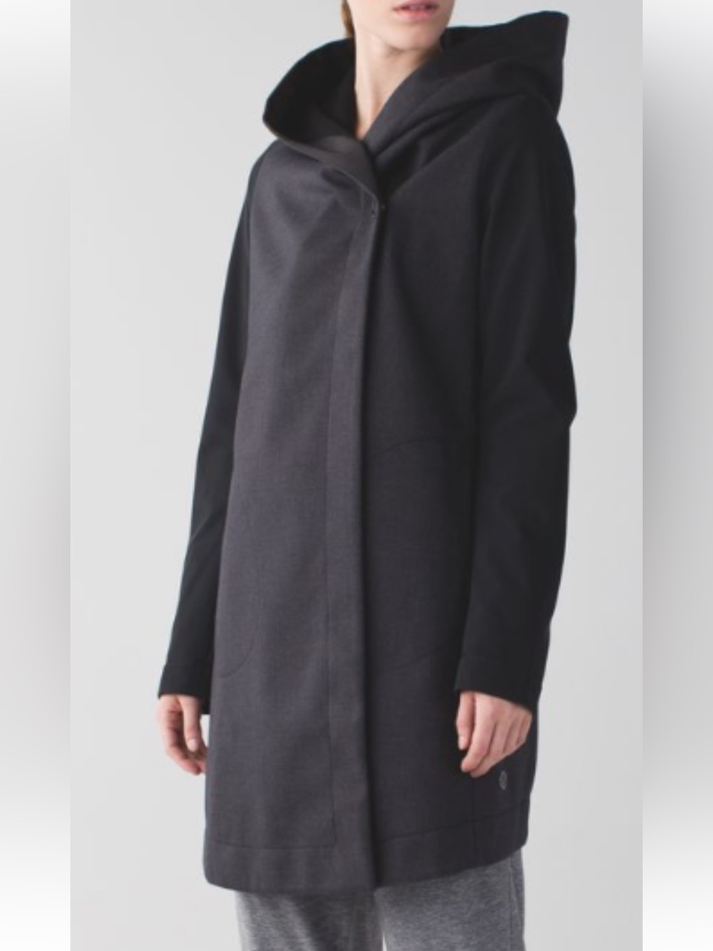Lululemon Savasana Softshell II
Black / Heathered Deep Coal Large Women’s
